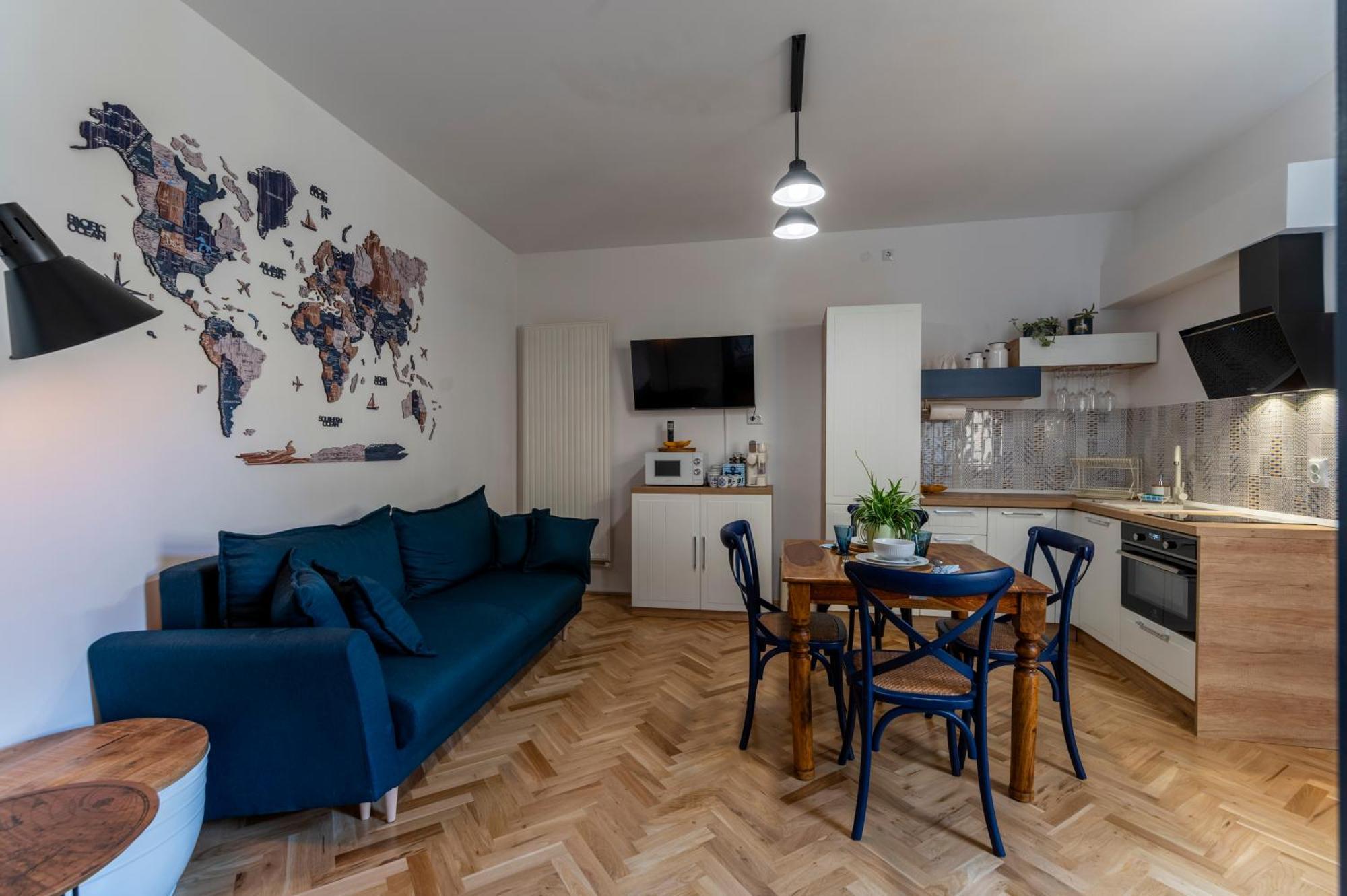 Luxurious Apartment In Old Town - Ultra Central Braşov Buitenkant foto